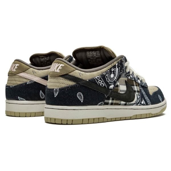 Travis Scott x Nike SB Dunk Low ‘Cactus Jack‘ - Image 3