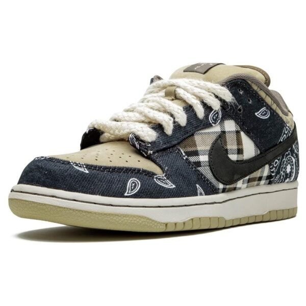 Travis Scott x Nike SB Dunk Low ‘Cactus Jack‘ - Image 5