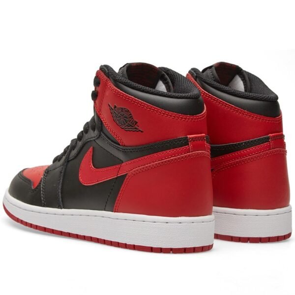 Air Jordan 1 Retro High OG 'Banned' 2016 - Image 3